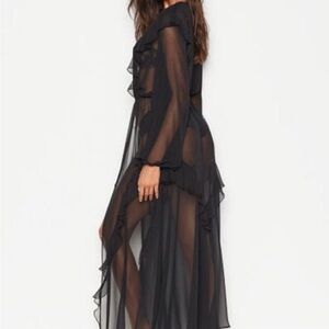 Victoria Secrets ruffle robe M/L very sexy